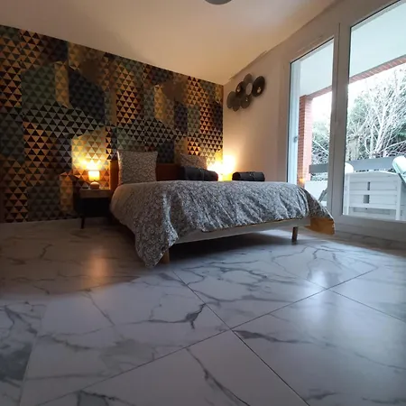 T1 Sporting 1er Etage Apartment *