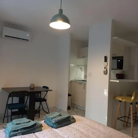 T1 Sporting 1er Etage Apartman *
