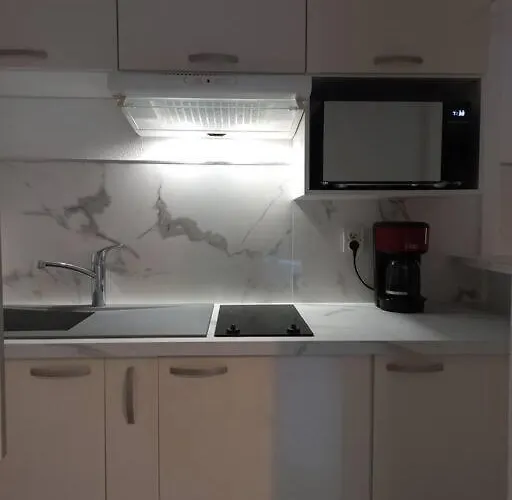 T1 Sporting 1er Etage *