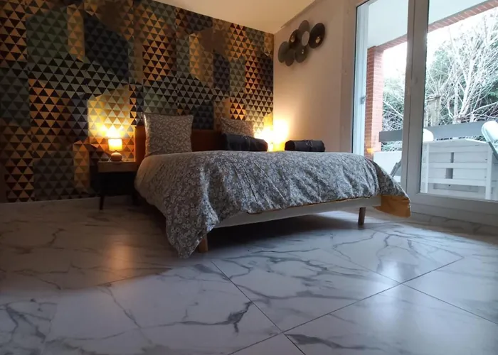 T1 Résidence Sporting 1er étage Appartement *